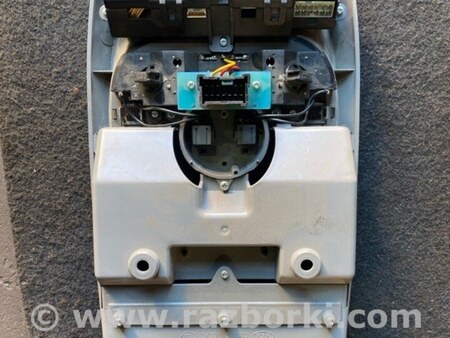 ФОТО Плафон освещения основной для KIA Sorento 1 BL (02-09) Київ