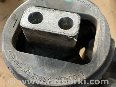 ФОТО Подушка кпп левая для Hyundai ix35 I LM/EL Tucson (10-17) Київ