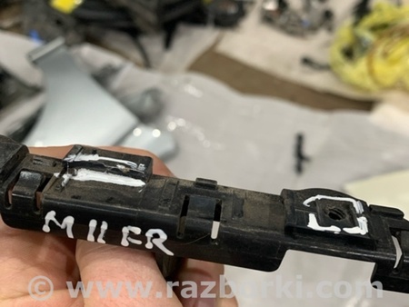 ФОТО Крепление крыла переднее правое для Nissan Qashqai/Roque Sport J11 (13-21) Київ