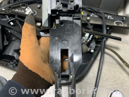 ФОТО Кронштейн ручки дверной передний левый для Nissan Qashqai/Roque Sport J11 (13-21) Київ