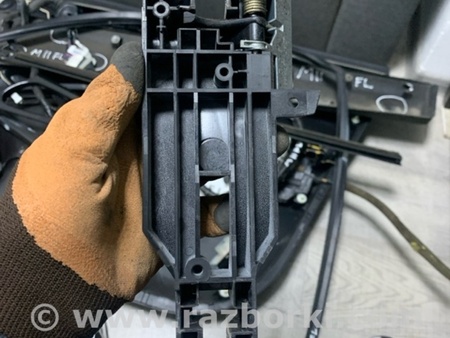 ФОТО Кронштейн ручки дверной передний левый для Nissan Qashqai/Roque Sport J11 (13-21) Київ