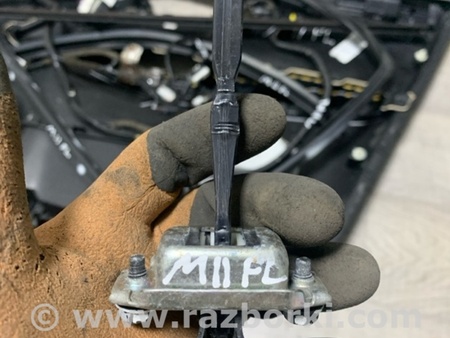 ФОТО Ограничитель двери передний левый для Nissan Qashqai/Roque Sport J11 (13-21) Київ