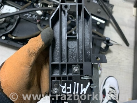 ФОТО Кронштейн ручки дверной передний правый для Nissan Qashqai/Roque Sport J11 (13-21) Київ