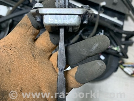 ФОТО Ограничитель двери передний правый для Nissan Qashqai/Roque Sport J11 (13-21) Київ