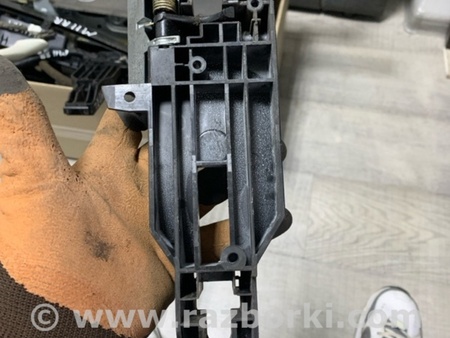 ФОТО Кронштейн ручки дверной задний правый для Nissan Qashqai/Roque Sport J11 (13-21) Київ
