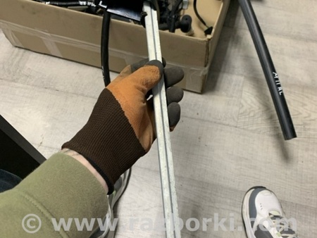 ФОТО Направляющая стекла задняя левая для Nissan Qashqai/Roque Sport J11 (13-21) Київ