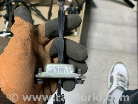 ФОТО Ограничитель двери задний левый для Nissan Qashqai/Roque Sport J11 (13-21) Київ