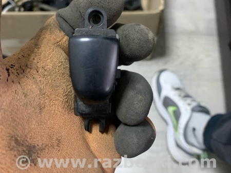 ФОТО Кнопка задняя правая для Nissan Qashqai/Roque Sport J11 (13-21) Київ