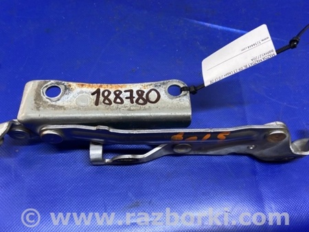 ФОТО Петля крышки багажника для Mazda 3 BL (2009-2013) (II) Киев