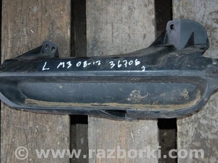 ФОТО Накладка противотуманной фары для Mazda 3 BL (2009-2013) (II) Киев