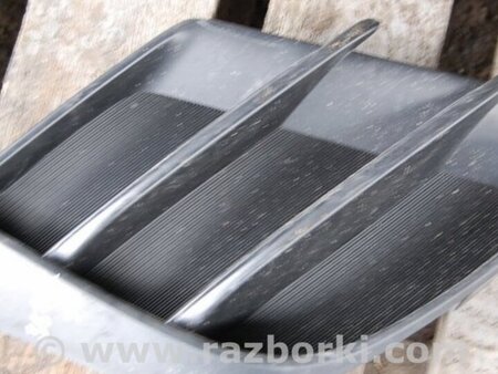 ФОТО Накладка противотуманной фары для Mazda 3 BL (2009-2013) (II) Киев
