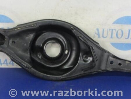 ФОТО Рычаг задний нижний поперечный для Mazda 3 BM/BN (2013-2019) (III) Киев