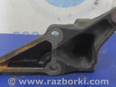 ФОТО Кронштейн крепления двигателя для Toyota Corolla E120 (08.2000-02.2007) Киев