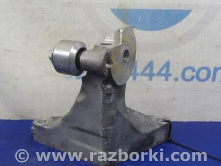 ФОТО Кронштейн крепления КПП для Subaru Legacy BN Киев