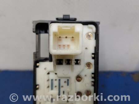 ФОТО Кнопка стеклоподьемника для Toyota Prius 30 (09-17) Киев