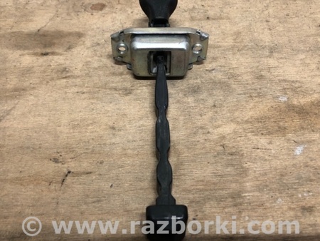 ФОТО Ограничитель двери для Mazda 3 BM/BN (2013-2019) (III) Киев