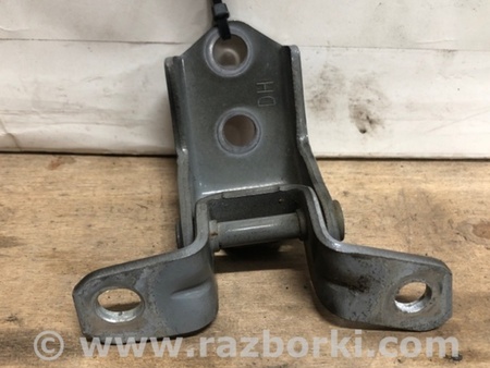 ФОТО Петля двери нижняя для Mazda 3 BM/BN (2013-2019) (III) Киев