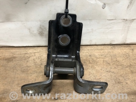 ФОТО Петля двери нижняя для Mazda 3 BM/BN (2013-2019) (III) Киев