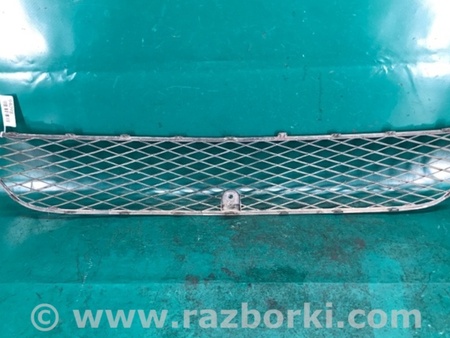 ФОТО Решетка переднего бампера для Mitsubishi Outlander XL Киев