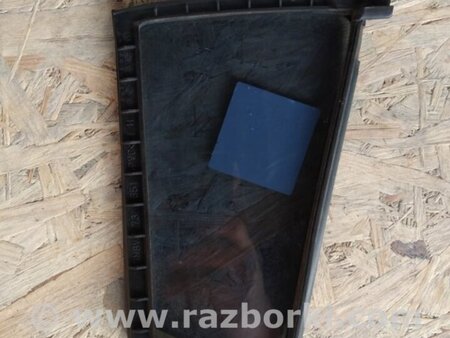 ФОТО Стекло двери глухое для Mazda 3 BK (2003-2009) (I) Киев
