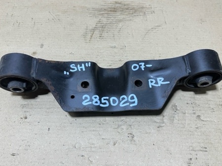 ФОТО Кронштейн редуктора для Subaru Forester SH Киев