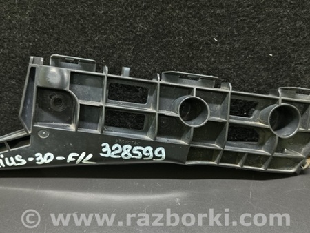ФОТО Кронштейн переднего бампера (на крыле) для Toyota Prius 30 (09-17) Киев