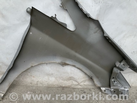 ФОТО Крыло переднее для Toyota Prius 30 (09-17) Киев