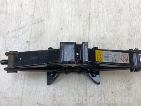 ФОТО Домкрат для Mazda 3 BK (2003-2009) (I) Киев