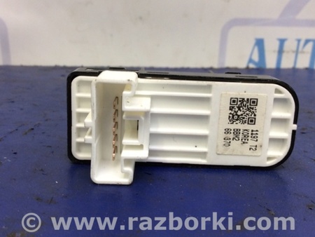 ФОТО Кнопка стеклоподьемника для Mazda 3 BL (2009-2013) (II) Киев