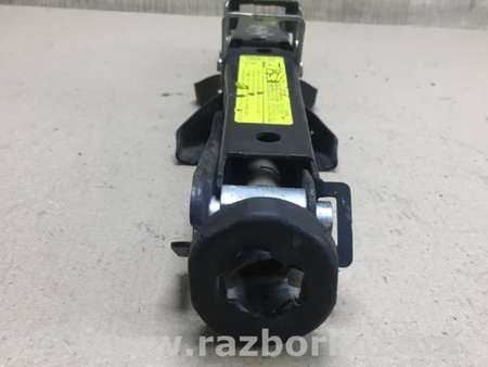 ФОТО Домкрат для Audi (Ауди) A4 B8 - 8K2, 8K5 (08.2007-11.2015) Киев