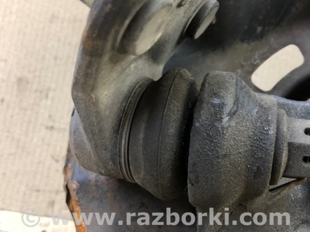 ФОТО Кулак поворотный для Toyota Corolla E120 (08.2000-02.2007) Киев
