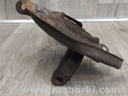 ФОТО Кулак поворотный для Mitsubishi Pajero (06-14) Киев