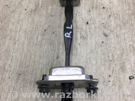ФОТО Ограничитель двери для Nissan Sentra B17 Киев