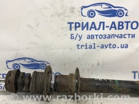 ФОТО Амортизатор передній для Mitsubishi Pajero Wagon Киев