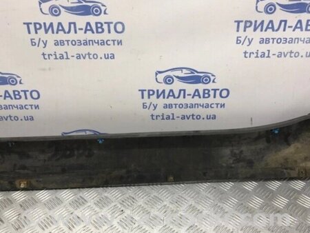 ФОТО Накладка порога зовнішня права для Mitsubishi Pajero Wagon Киев