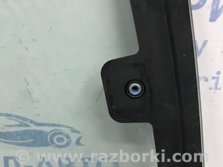 ФОТО Скло в кузов заднє праве для Mitsubishi Pajero Wagon Киев