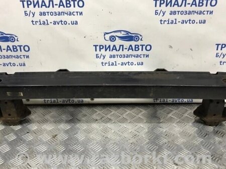 ФОТО Підсилювач бампера передній для Toyota Land Cruiser Prado 120 Киев