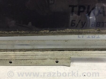 ФОТО Скло двері заднє праве для Toyota RAV-4 (05-12) Киев