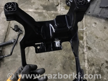 ФОТО Кронштейн кузова для Mazda 3 IV BP (2019-) Київ