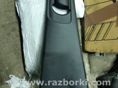 ФОТО Накладка на стойку кузова для Mazda 3 IV BP (2019-) Київ