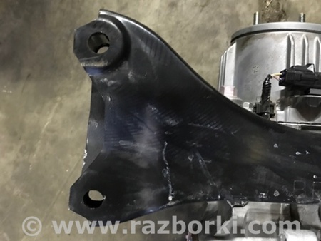 ФОТО Кронштейн редуктора для Mazda 3 IV BP (2019-) Київ