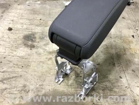 ФОТО Подлокотник для Audi (Ауди) Q3 II F3 (18-25) Київ