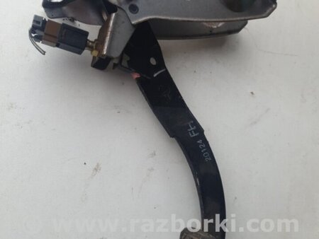ФОТО Педаль тормоза для Subaru Impreza GD/GG Киев