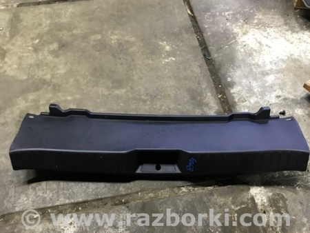 ФОТО Накладка на порог багажника для Mazda 3 IV BP (2019-) Київ