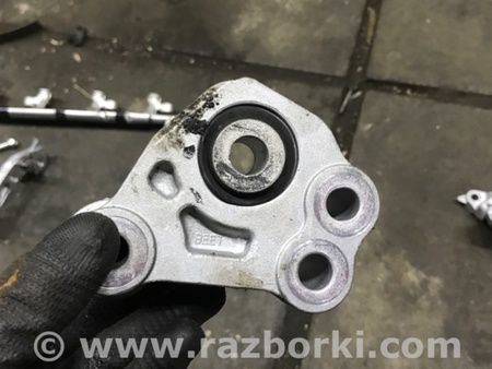 ФОТО Подушка двигателя для Mazda 3 IV BP (2019-) Київ