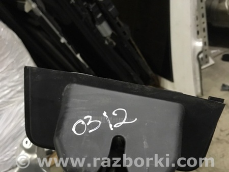 ФОТО Накладка замка багажника для Porsche Macan I 95B +FL (13-18) Київ