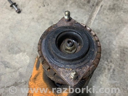 ФОТО Опора стойки задняя для Subaru Legacy (все модели) Киев