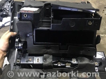 ФОТО Бардачок для Audi (Ауди) Q3 II F3 (18-25) Київ