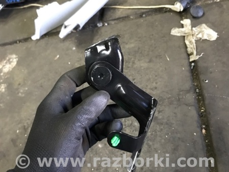 ФОТО Кронштейн кузова для Mazda 3 IV BP (2019-) Київ