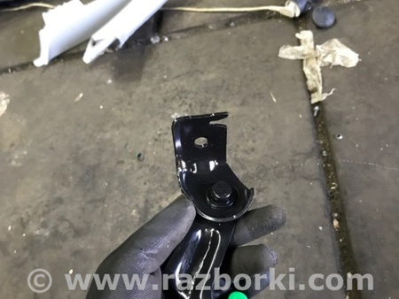 ФОТО Кронштейн кузова для Mazda 3 IV BP (2019-) Київ